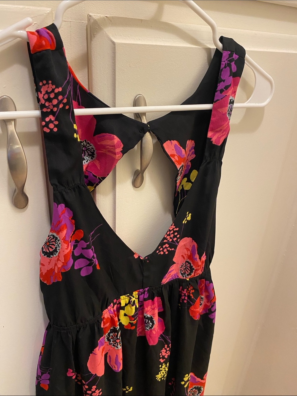 Floral Roxy Dress - Picture 5 of 5
